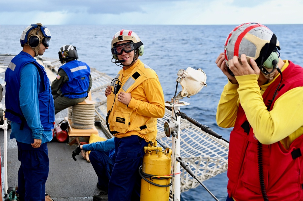 USCGC Thetis conducts helicopter operations