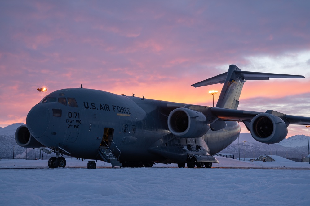 517th Airlift Squadron prepares for training sortie