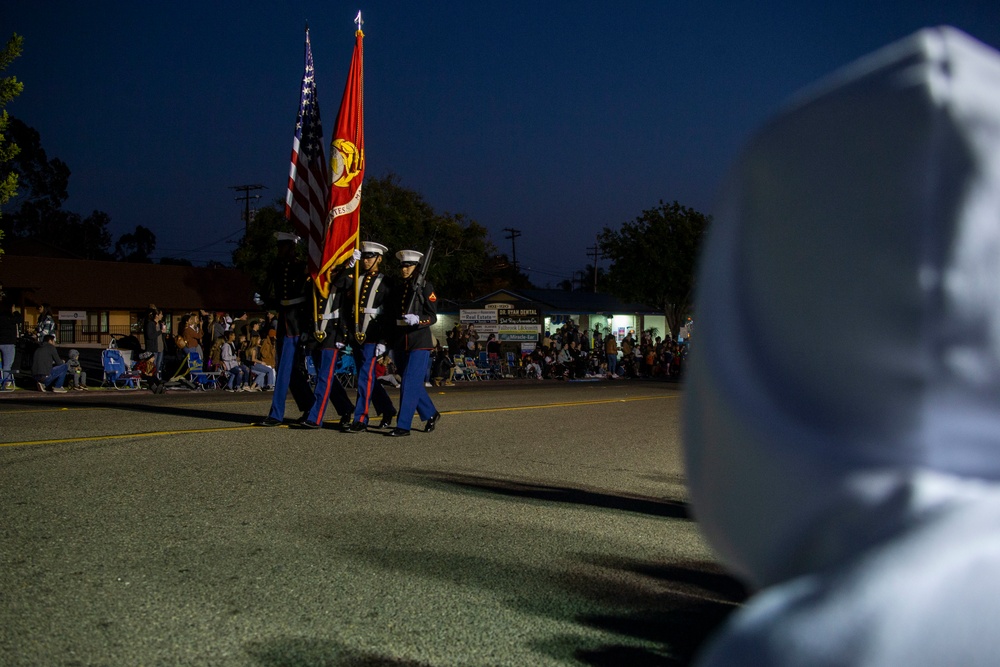 Camp Pendleton Marines participate in 40th Annual Fallbrook Christmas Parade