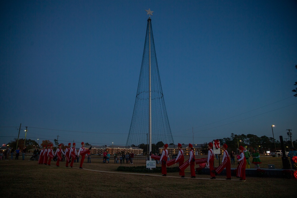 2021 MCAS Cherry Point Tree Lighting