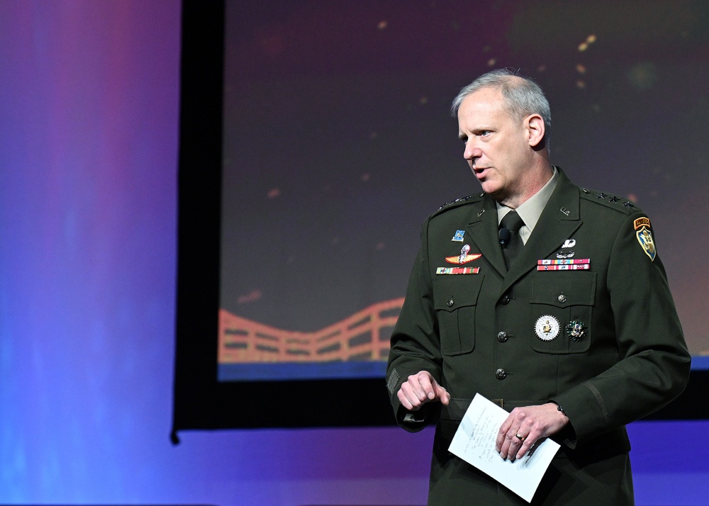 DIA Director and DIA Chief information Officer Speak at DoDIIS21