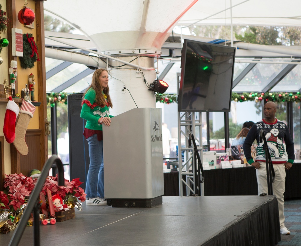 Headquarters and Headquarters Squadron, Marine Corps Air Station Miramar 2021 Holiday Party