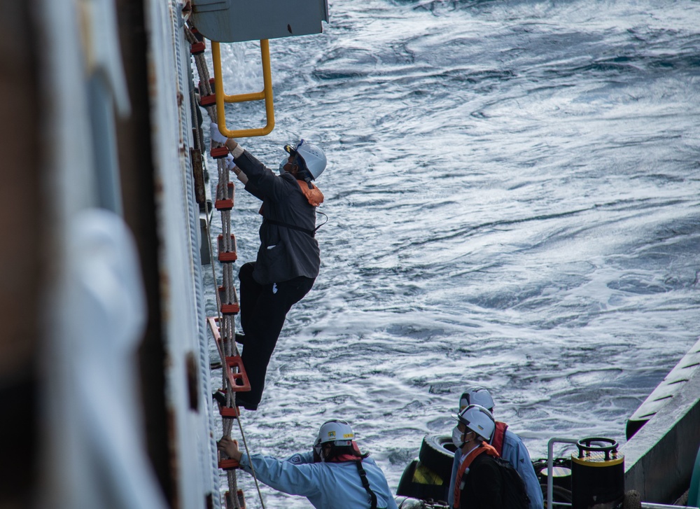 USS Frank Cable Arrives in Okinawa, Japan