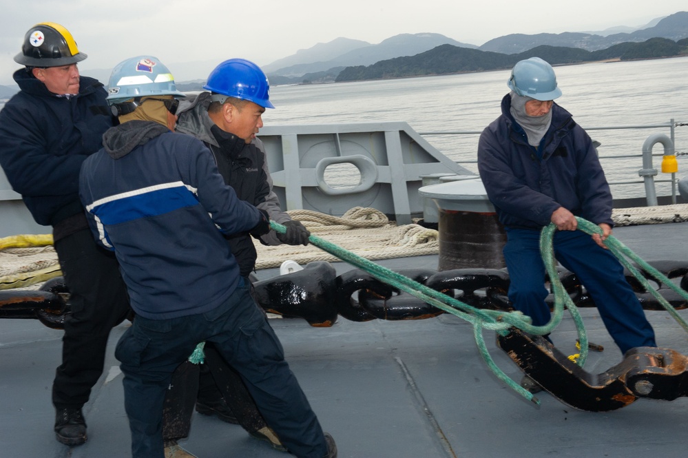 USS Frank Cable Departs Sasebo