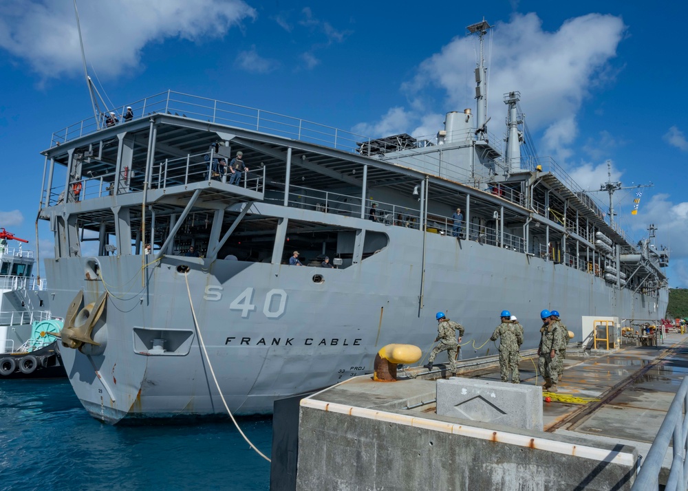 USS Frank Cable Arrives at CFAO White Beach