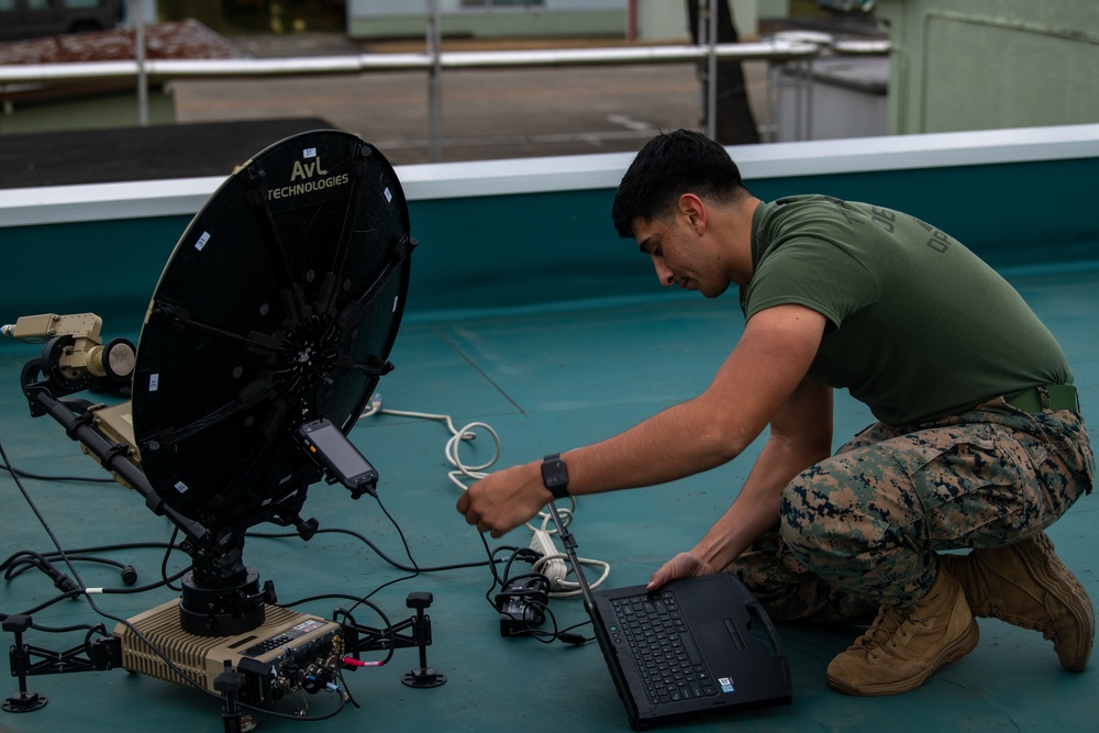 MWCS-18 Establish Expeditionary Communications