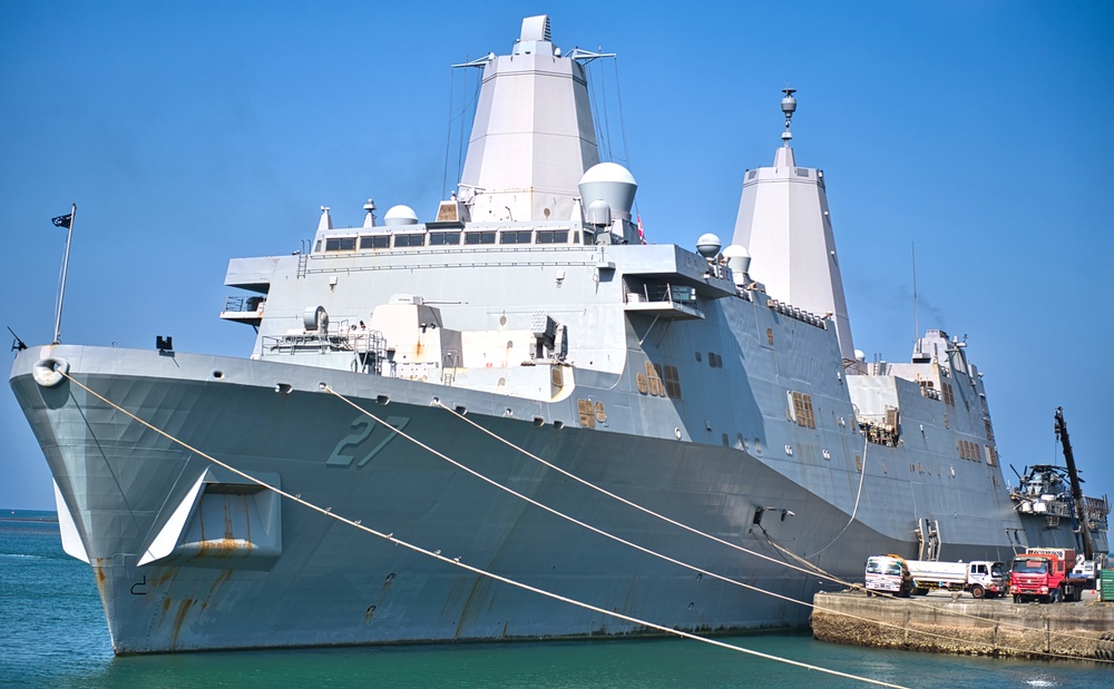 USS Portland visits Djibouti