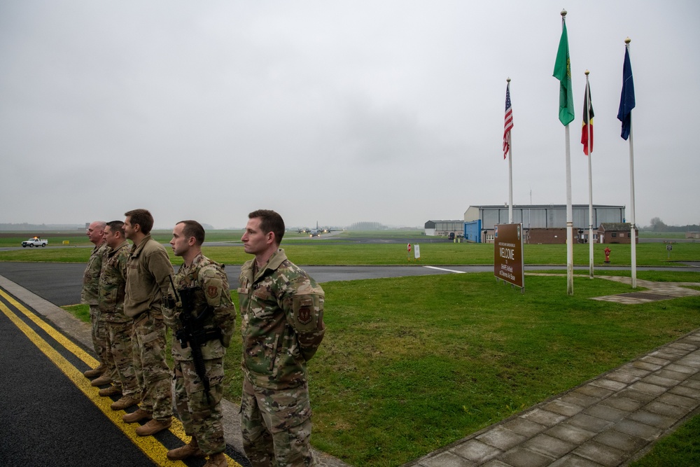 86th AW Command Group visits 424th ABS in Belgium