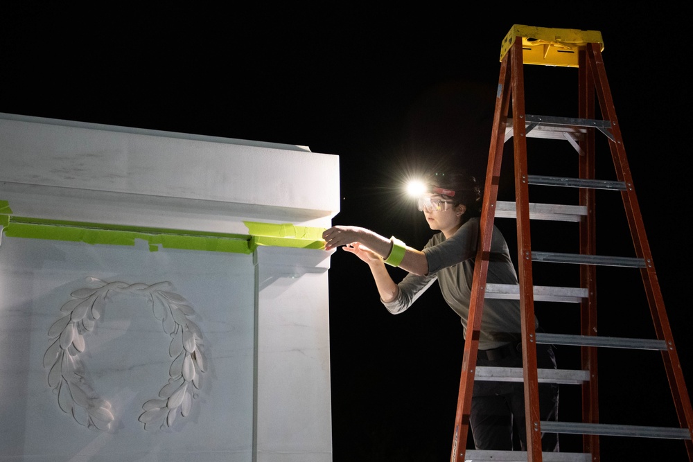 Architectural Conservation Steward Interns Perform Rehabilitation Work on the Tomb of the Unknown Soldier