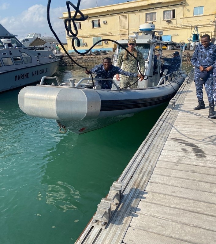 MSRON 10 trains Djiboutian Navy recruits [Image 5 of 5]