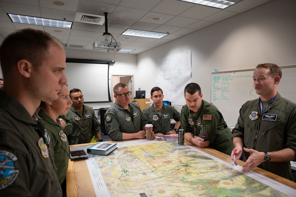 WSINT conducts joint training with US Army in austere environmen