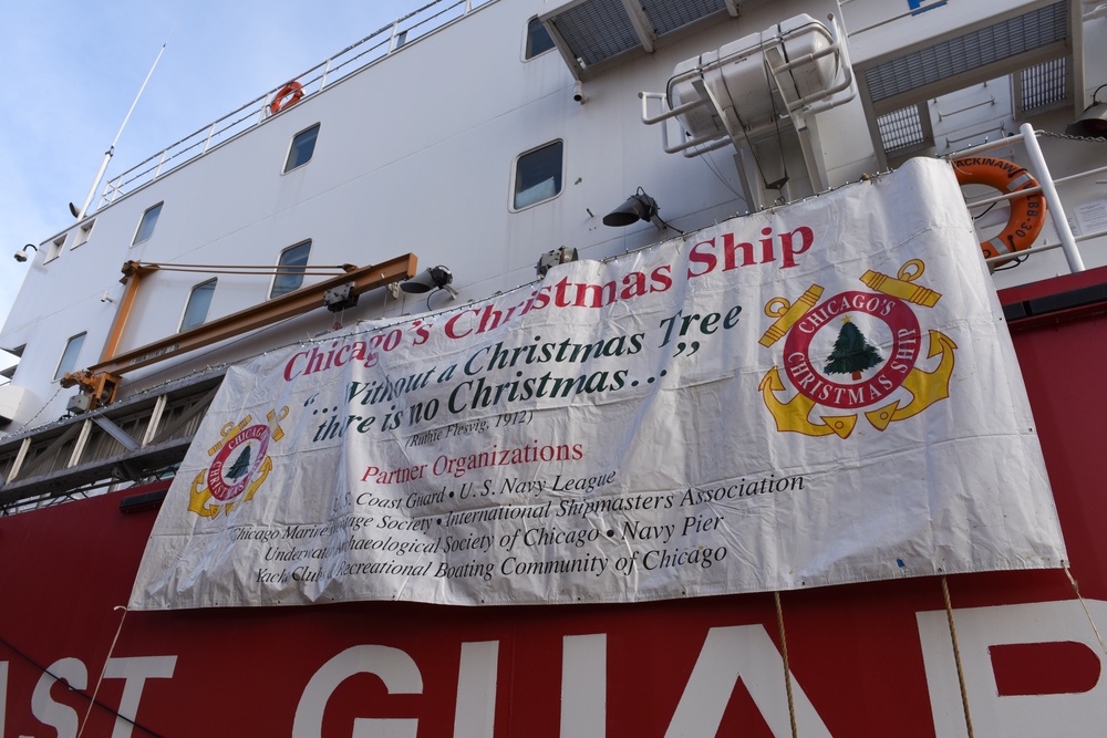 USCGC Mackinaw Christmas Ship