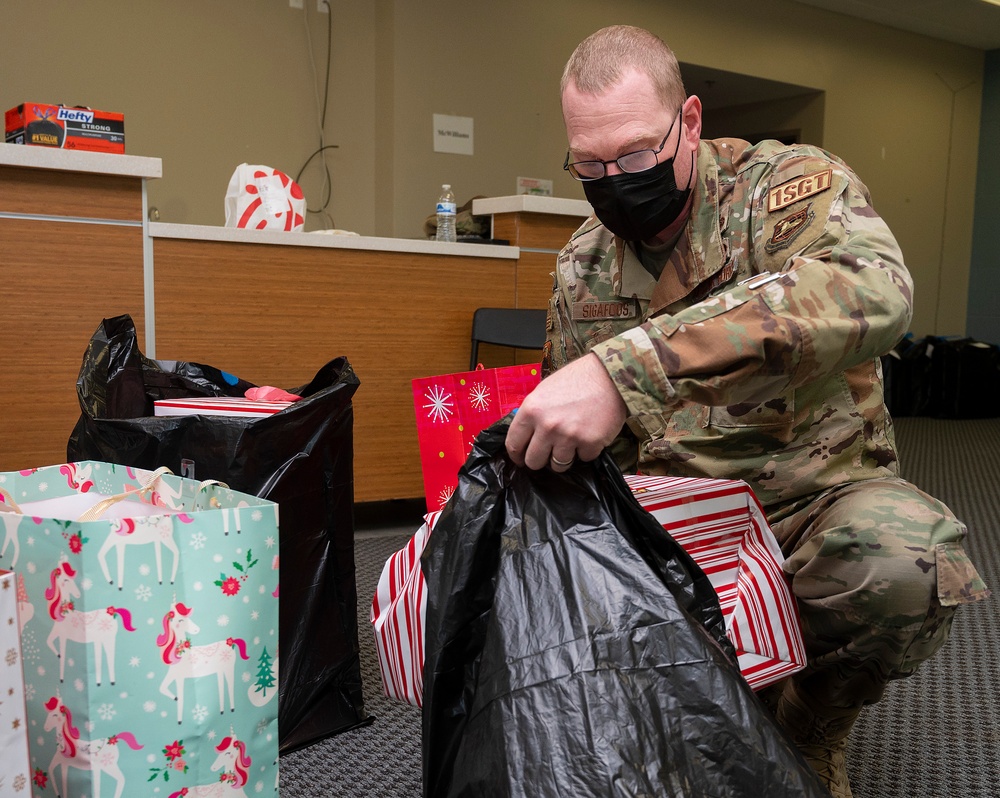 Operation Warm Heart assists families during holiday season