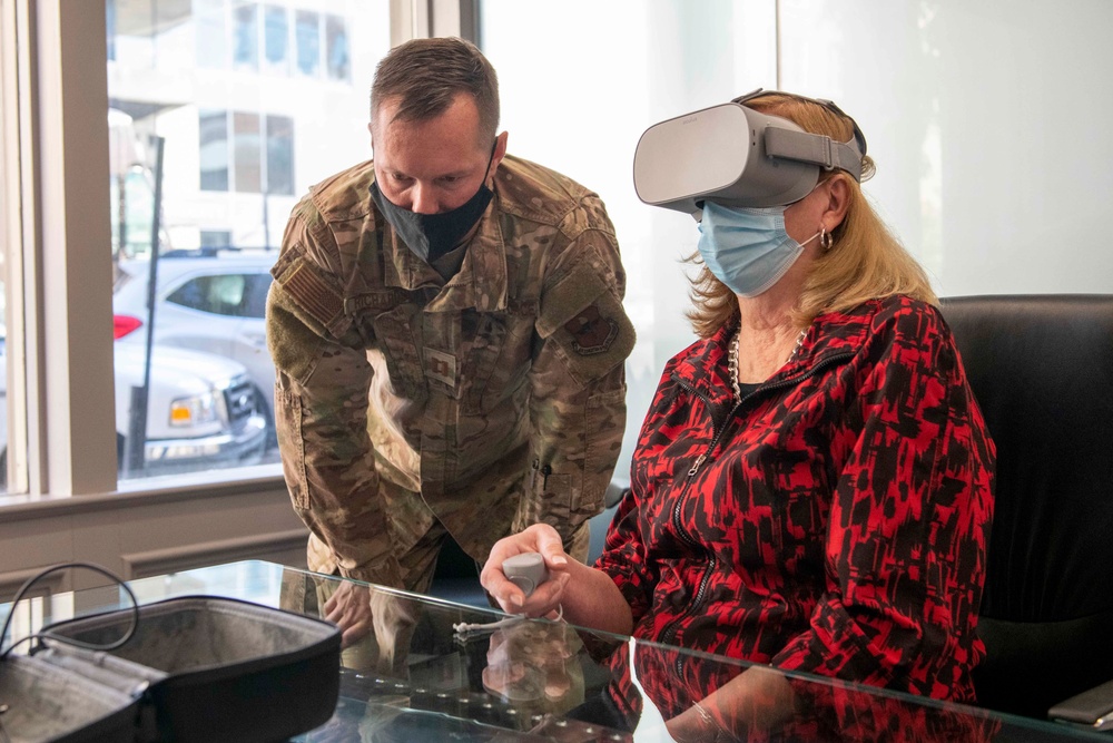 Air University and MGMWERX share AR/VR tech with local community