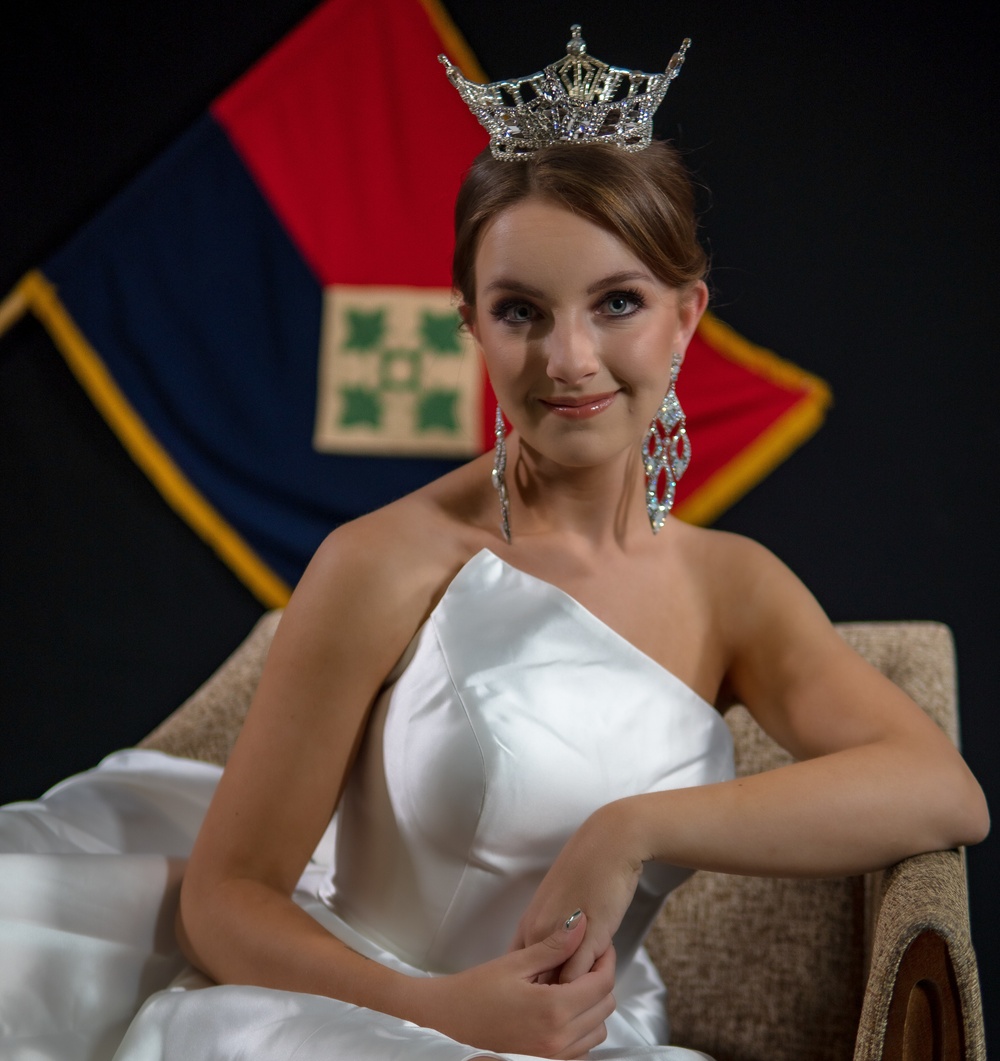 Active Duty Soldier Competes for Miss America