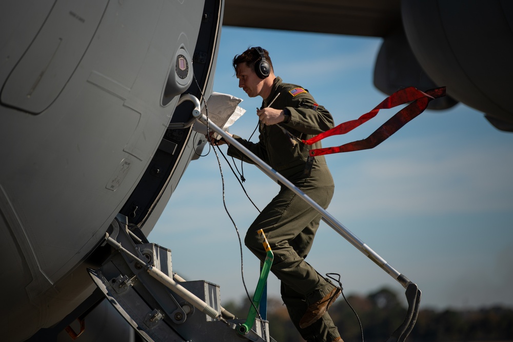 14th Airlift Squadron Conducts Airdrop Training