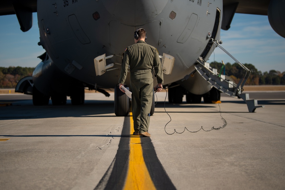 14th Airlift Squadron Conducts Airdrop Training