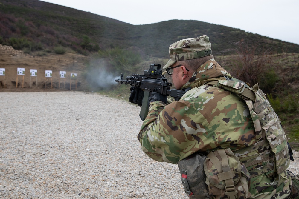 KFOR RC-E Polish Troops Host Weapons Training for U.S. Army Counterparts