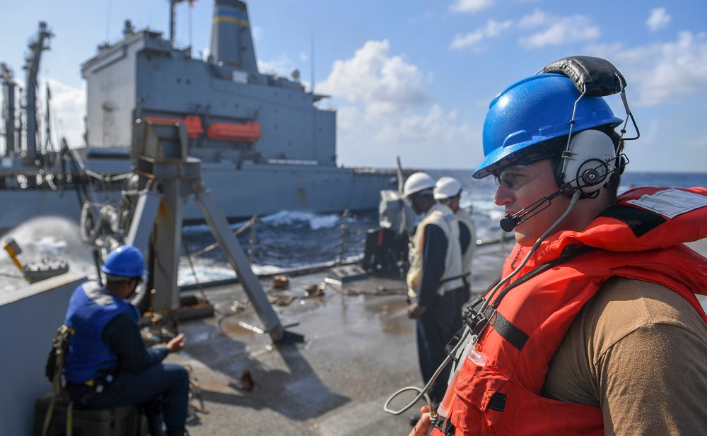 USS Chafee (DDG 90) Conducts A Replenishment-At-Sea In South China Sea