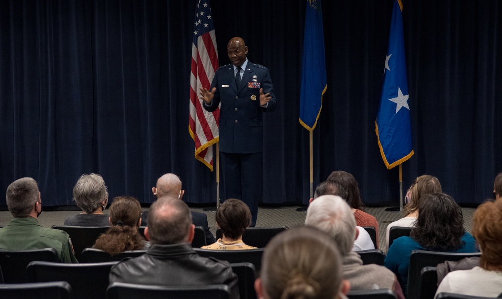 ON THE SHOULDERS OF A GIANT: Col. David Clark receives Order of Nevada award, named after father, previous NV Adjutant General