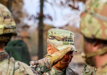 General Michael X. Garrett visits 101st Combat Aviation Brigade during Division Training Density