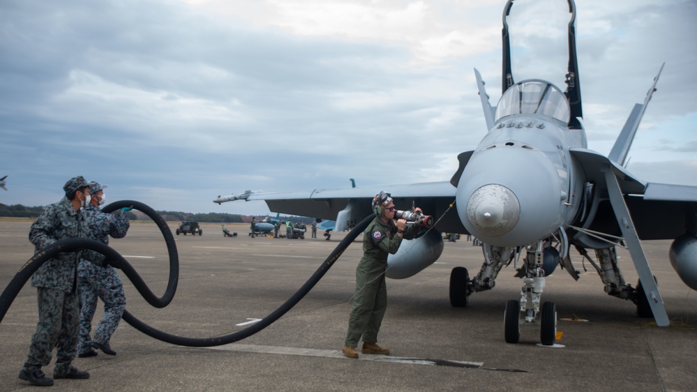 VMFA-112 Lands at Hyakuri Air Base