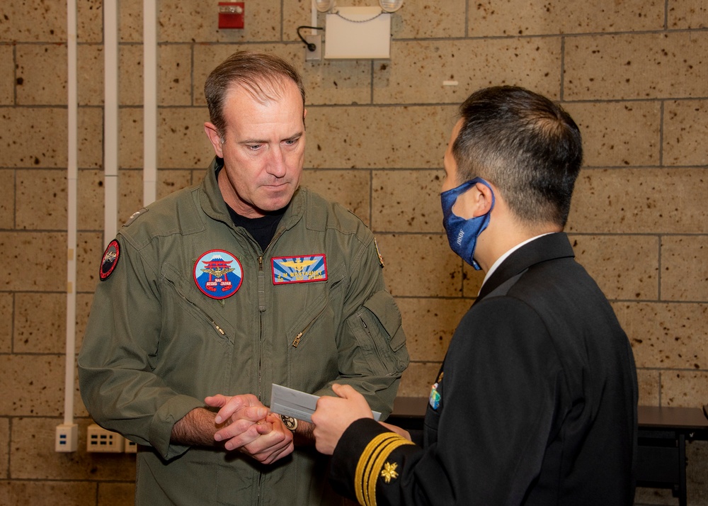 NAFA CO Greets Up-and-Coming JMSDF Cadet Pilots