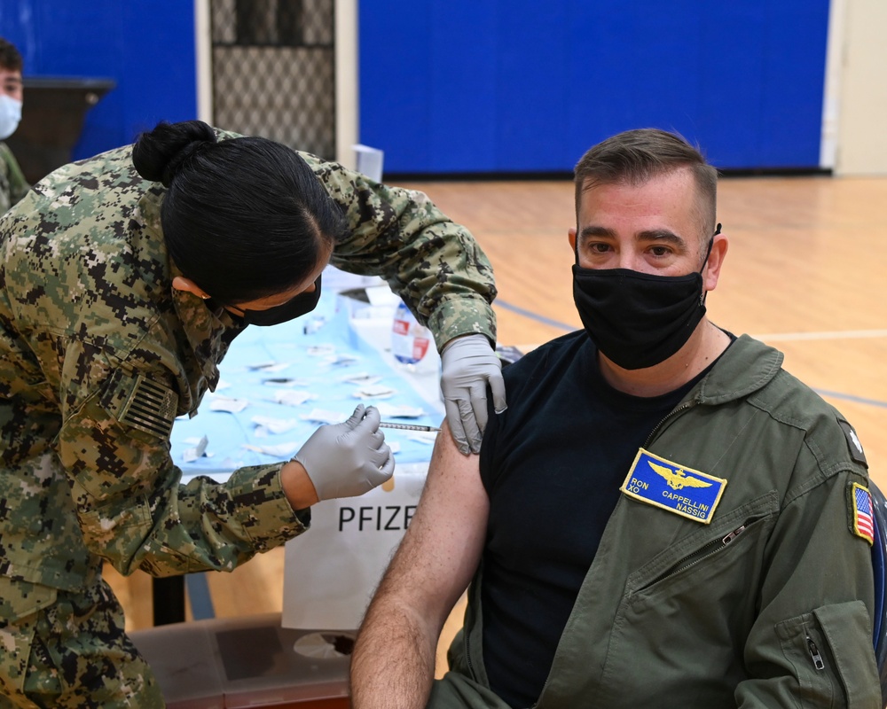 Sigonella Provides COVID-19 Booster to Sailors.