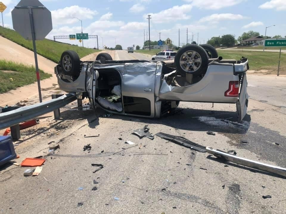 169th EN BN fire instructor rescues victims in car accident