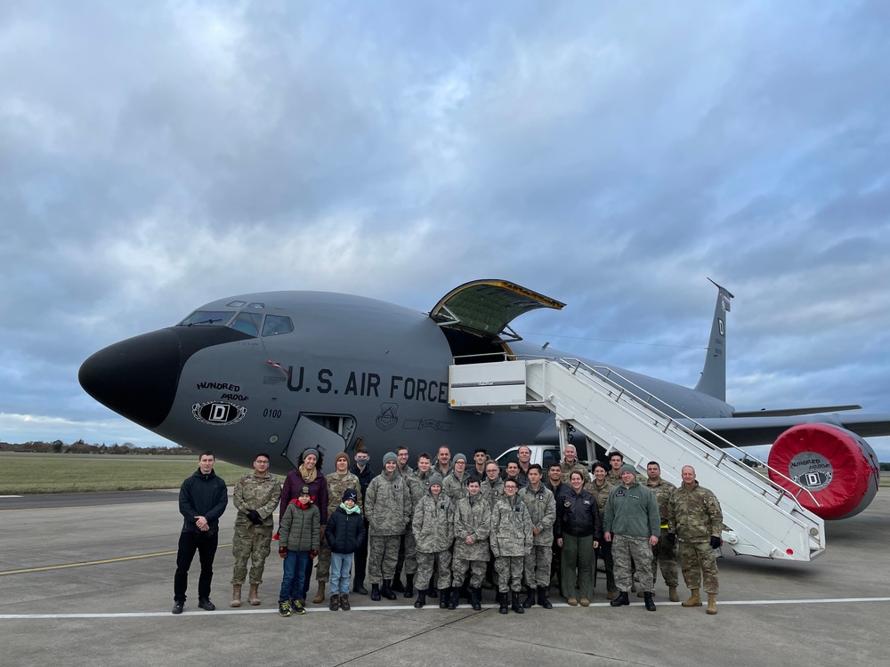 Mildenhall Cadet Squadron tours KC-135 static display