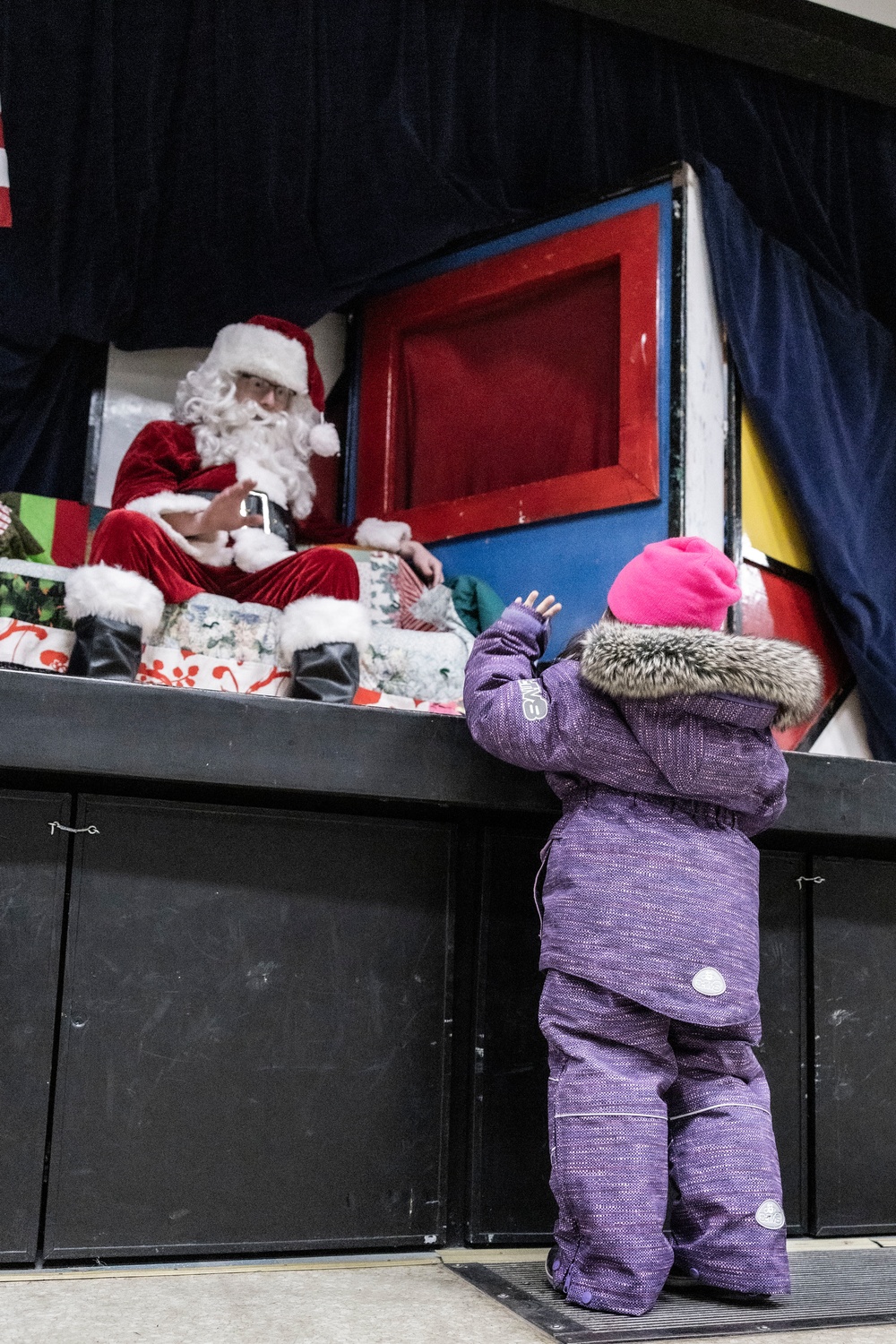Marines deliver Toys for Tots in Alaska