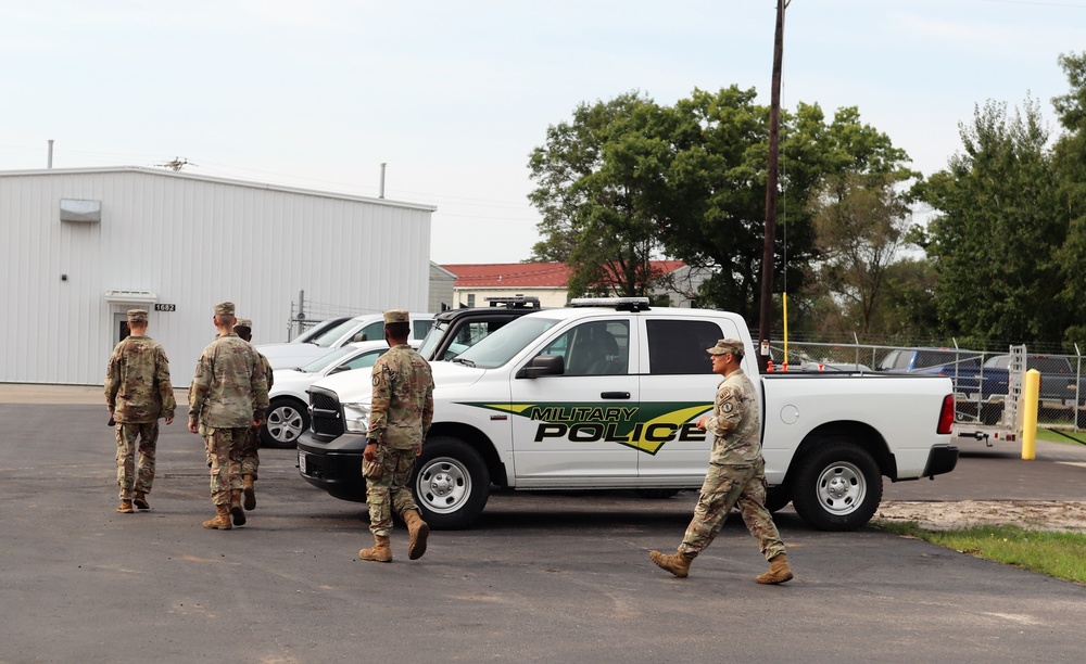 DVIDS - News - Fort Hood housing provides new venue for MP SWAT team