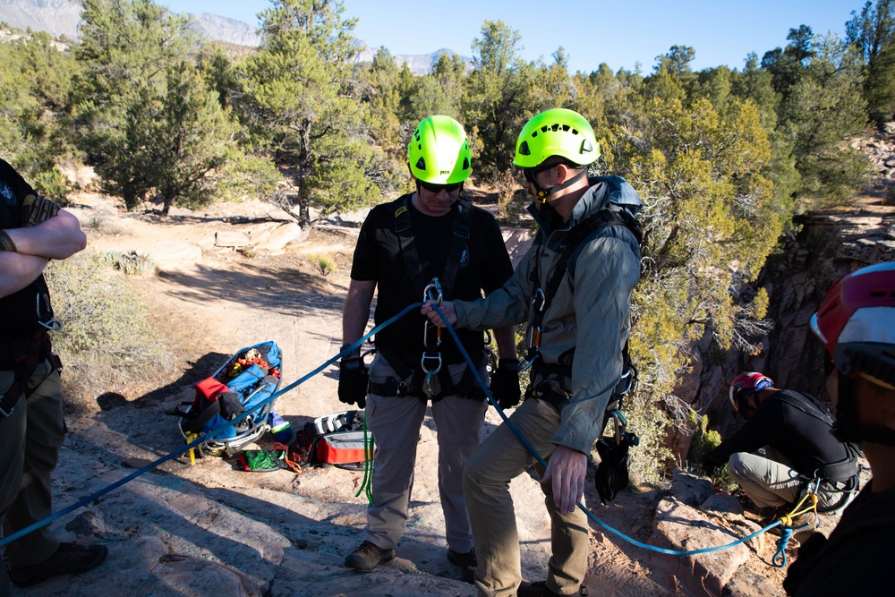 On the line, rescue training with ropes