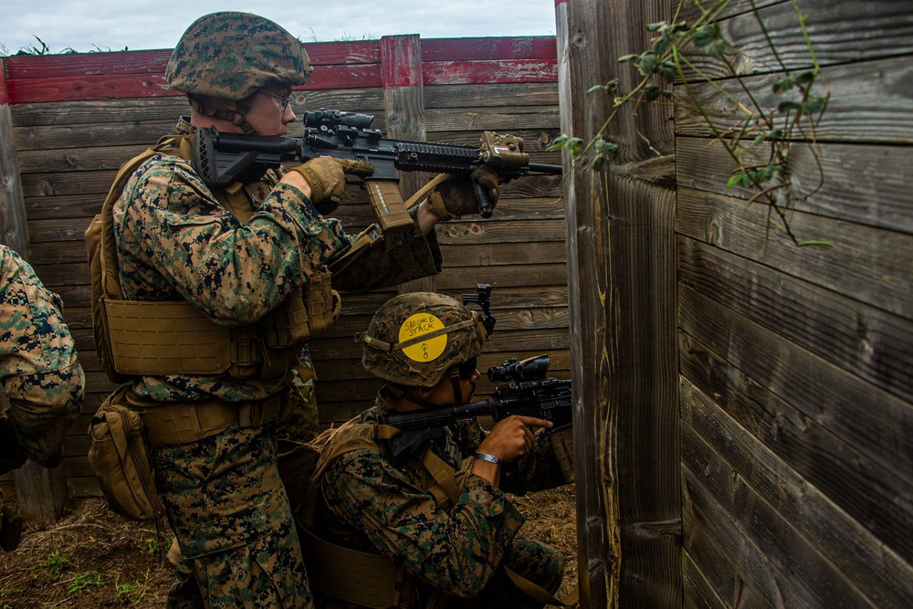 3/3 conducts fire team battle drills