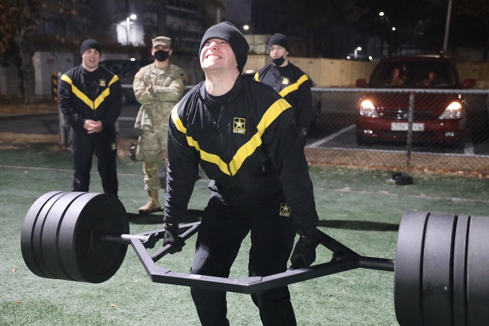 19th ESC Soldiers compete for quarterly honors