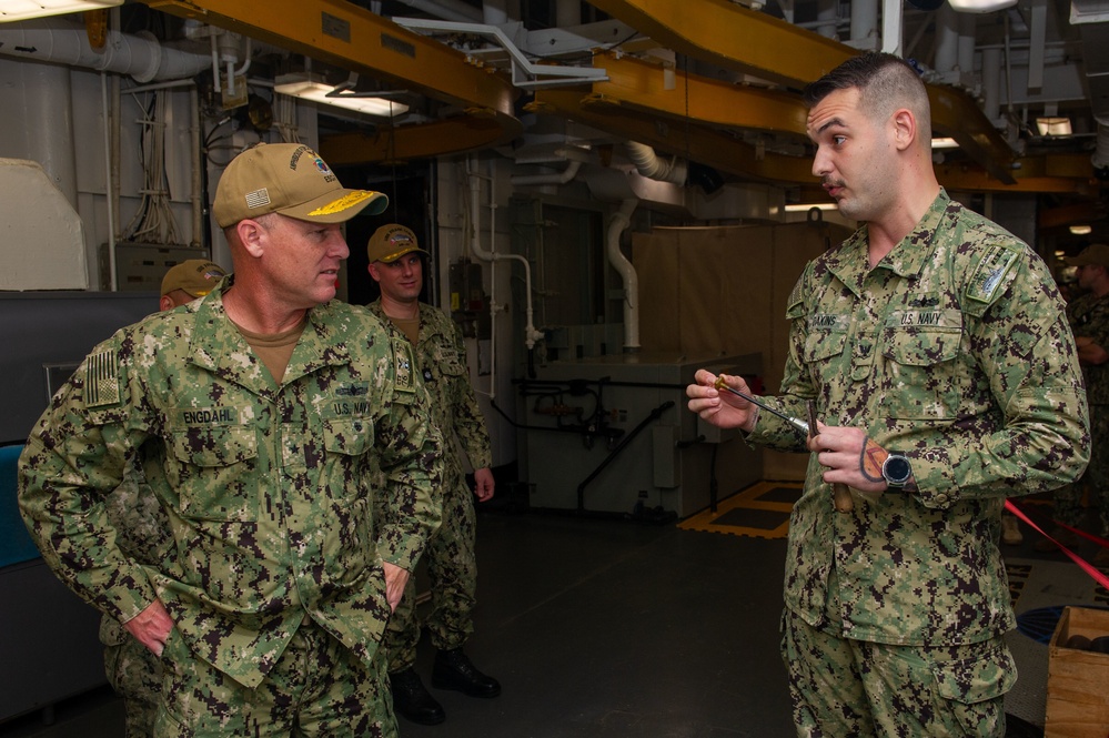 DVIDS - Images - Rear Adm. Engdahl Visits Frank Cable [Image 3 of 3]