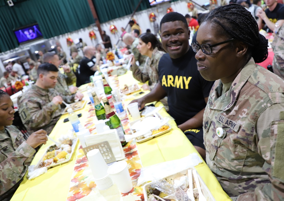 329th RSG Celebrates Thanksgiving 2021