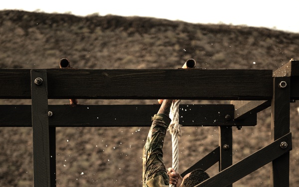 U.S. service members train in French Desert Commando Course in Africa