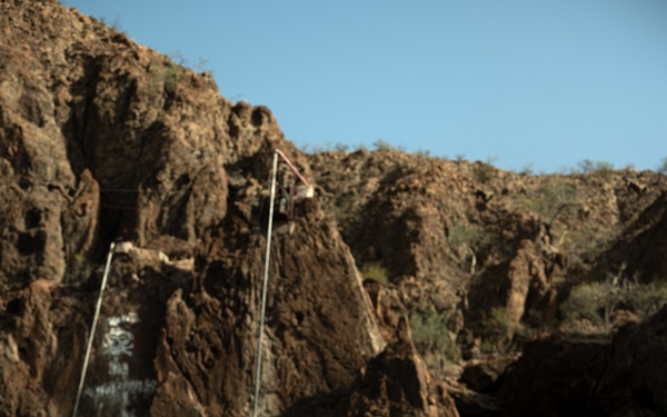 U.S. service members train in French Desert Commando Course in Africa