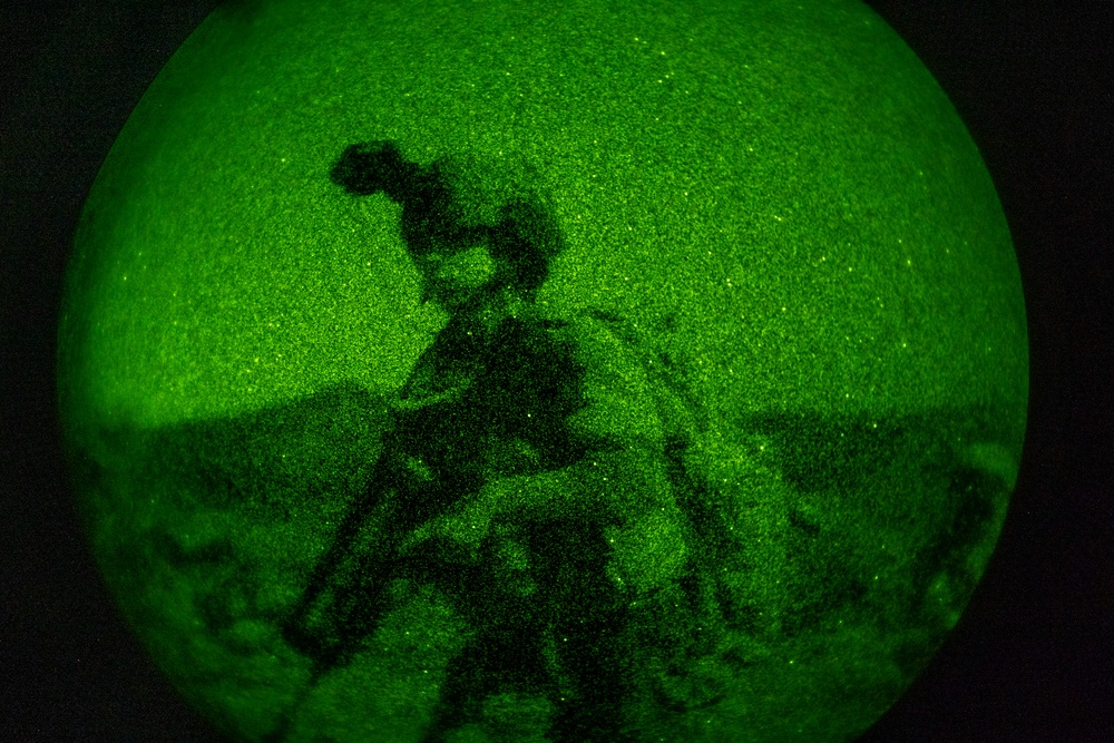 U.S. service members train in French Desert Commando Course in Africa