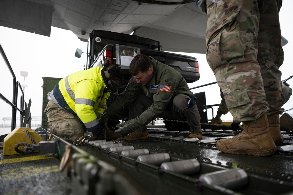 726th AMS, 37th AS conduct ERO training