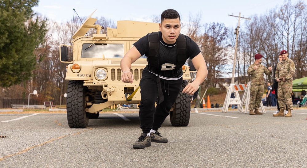 WRAIR Strongman and Strongwoman Competition