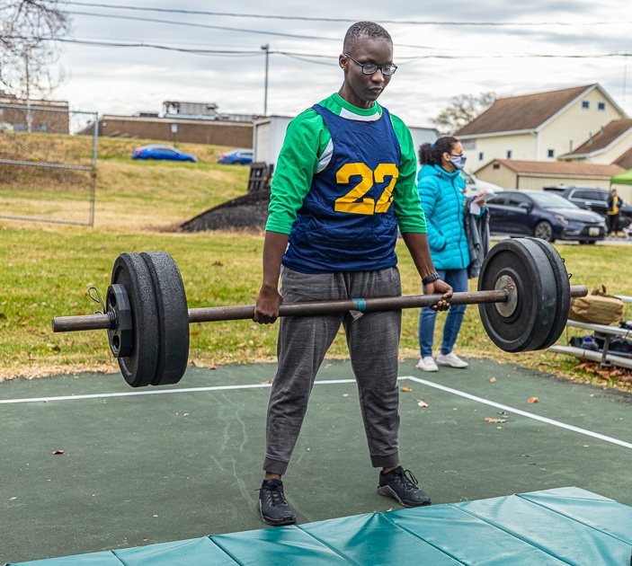 WRAIR Strongman and Stronwoman Competition