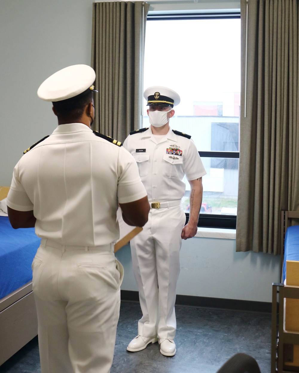 211208-N-N0485-0173 NEWPORT, R.I. (Dec. 8, 2021) OCS Officer Personnel Inspection (OPI)