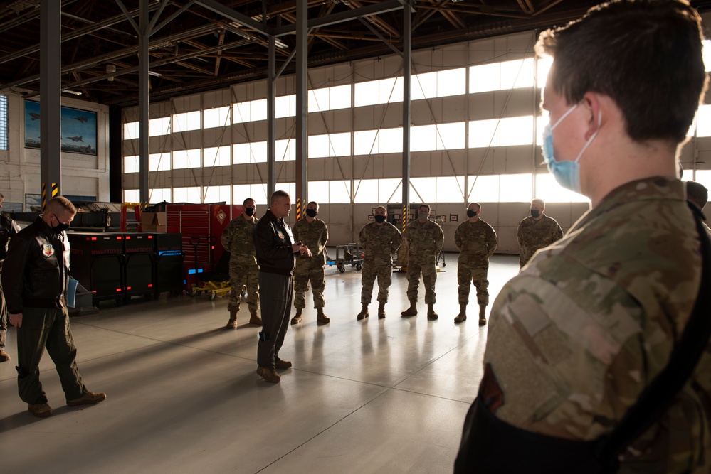 15th AF Command Team Visits Mountain Home AFB