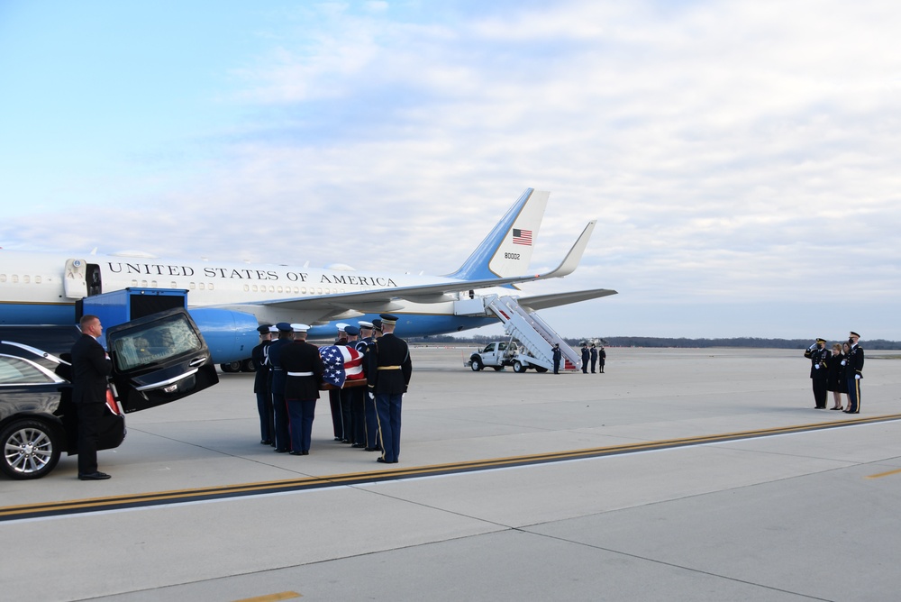 DoD supports Congressional Funeral for former Senator Robert J. Dole