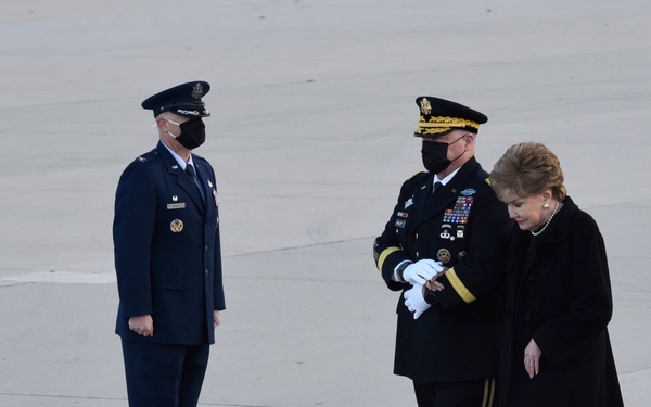 DoD supports Congressional Funeral for former Senator Robert J. Dole