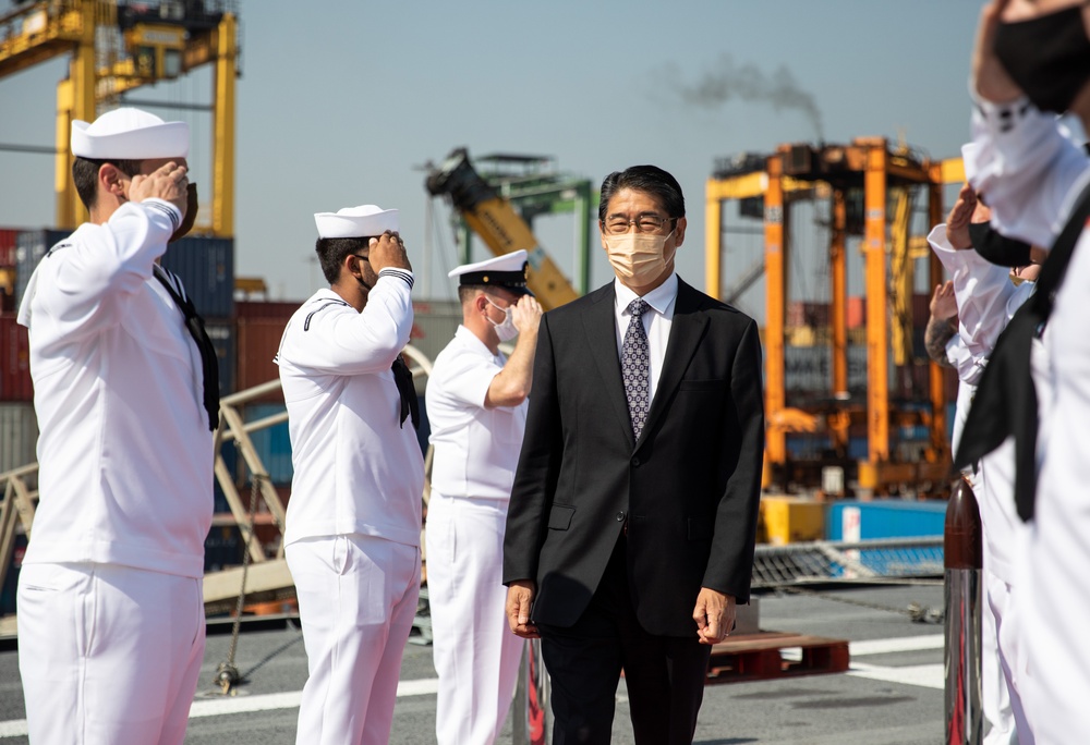 USS Tulsa Hosts Embassy Tour