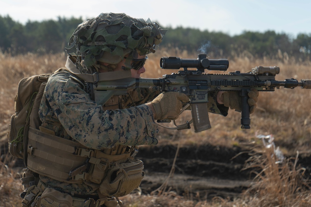 2/8 and JGSDF Bilateral Weapons Exchange