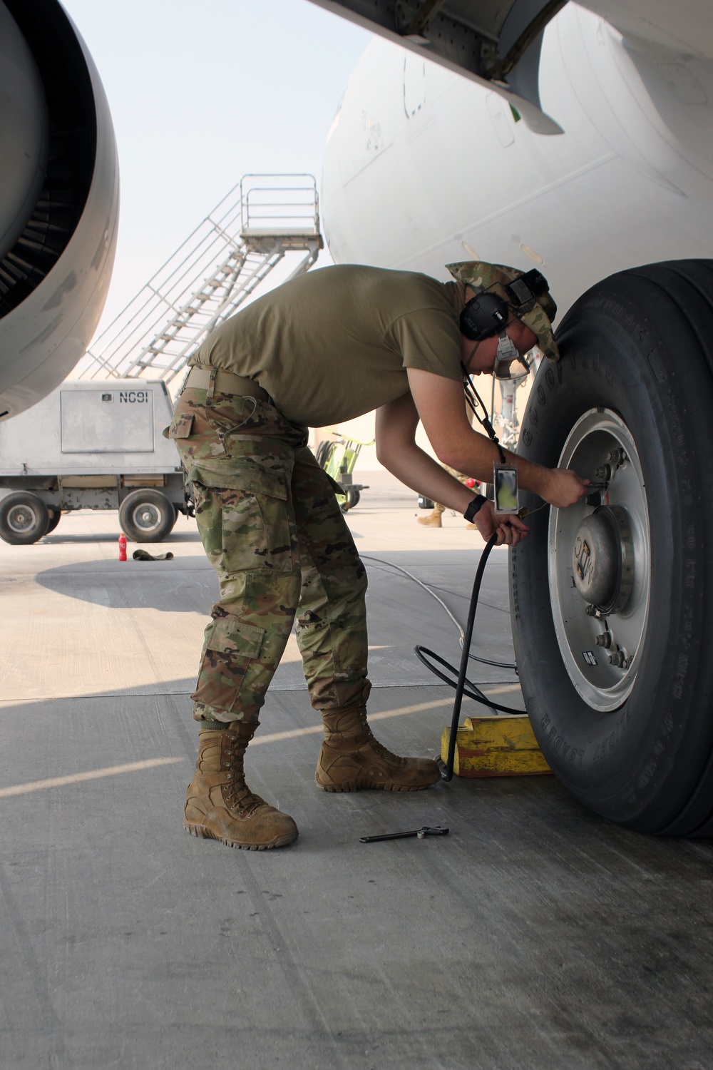 KC-10 Maintenance